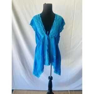 Johnny Was Blue Plunge V-Neck Short Sleeve Tunic in Turquoise